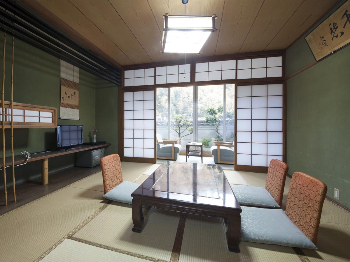 Itaniya Hotel Sakurai Exterior photo